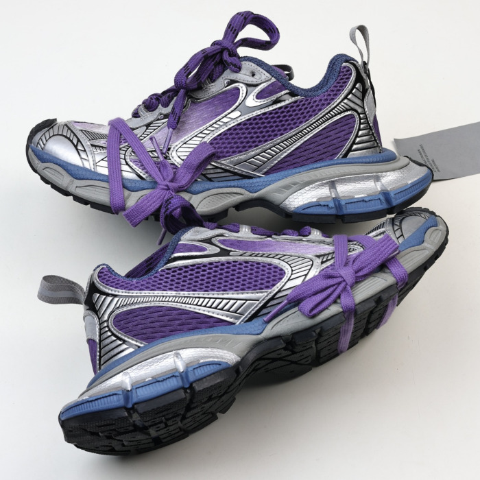 Balenciaga 3xl Gradient Sneakers