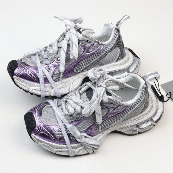 Balenciaga 3XL Sneakers Purple