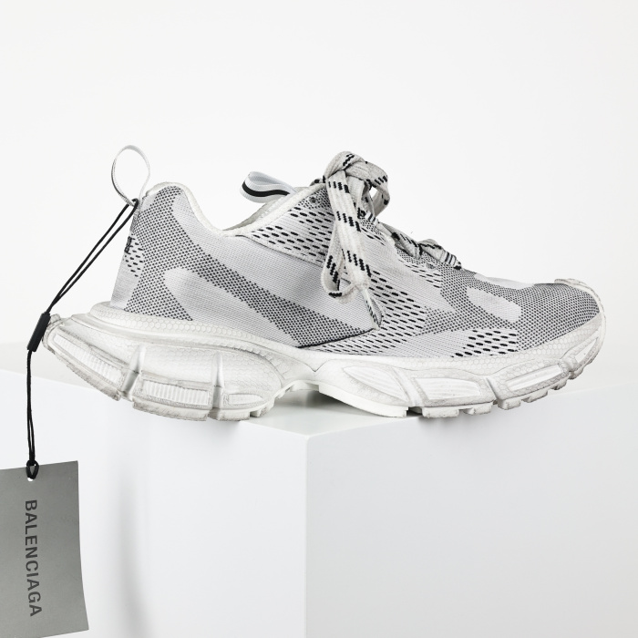 Balenciaga x Under Armour 3XL sneakers in white and black