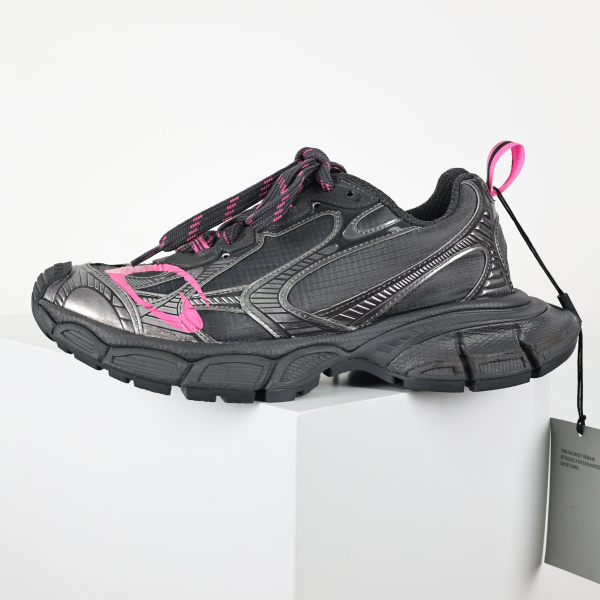 Balenciaga Shiny Embossed Sneakers Grey