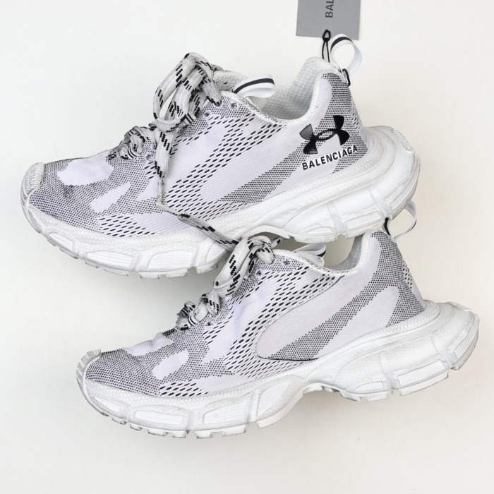 Balenciaga x Under Armour 3XL sneakers in white and black