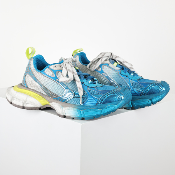 Balenciaga 3XL Toe Spray Sneakers Blue