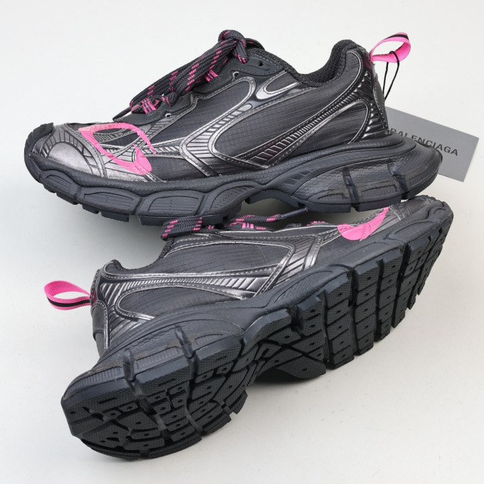 Balenciaga Shiny Embossed Sneakers Grey