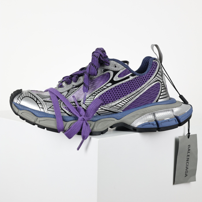Balenciaga 3xl Gradient Sneakers