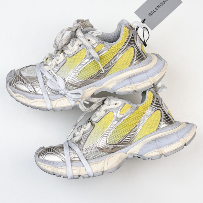 Balenciaga 3XL Worn-Out Gradient Yellow Off White