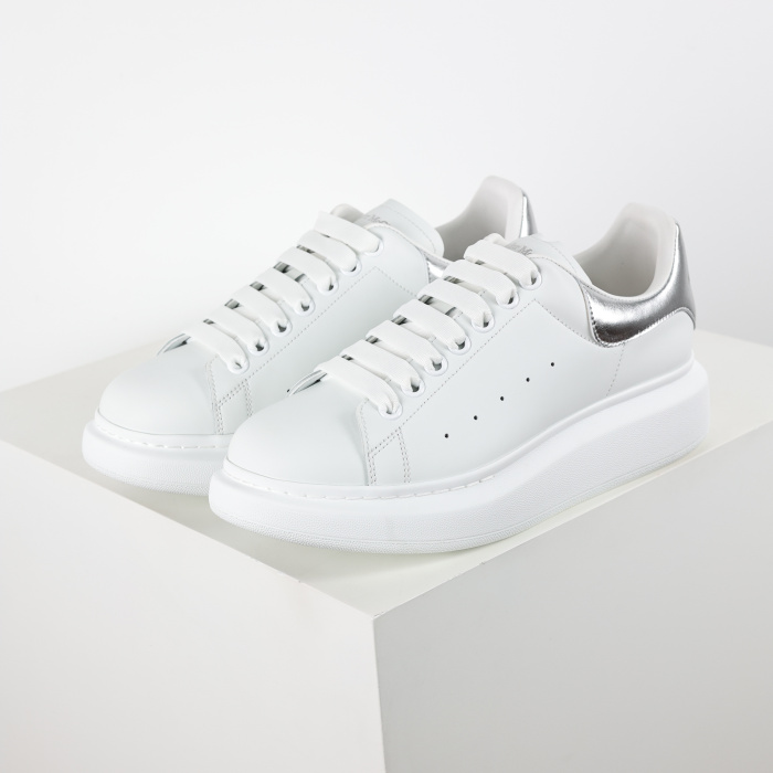 Alexande* McQuee* Oversized Sneaker 'Bleach White Silver'