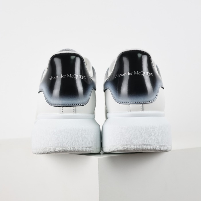 Alexande* McQuee* Oversized Sneaker 'Faded Heel - White Black Silver'