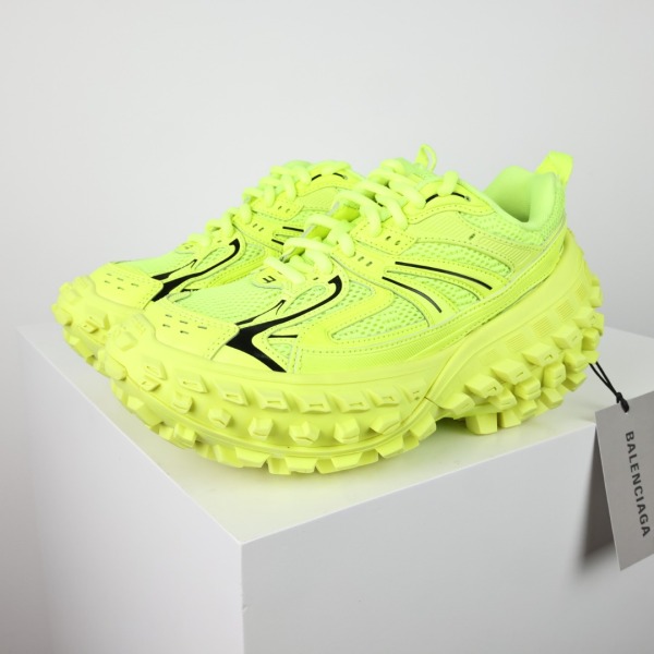 Balenciaga Bouncer Sneaker in Fluo Yellow