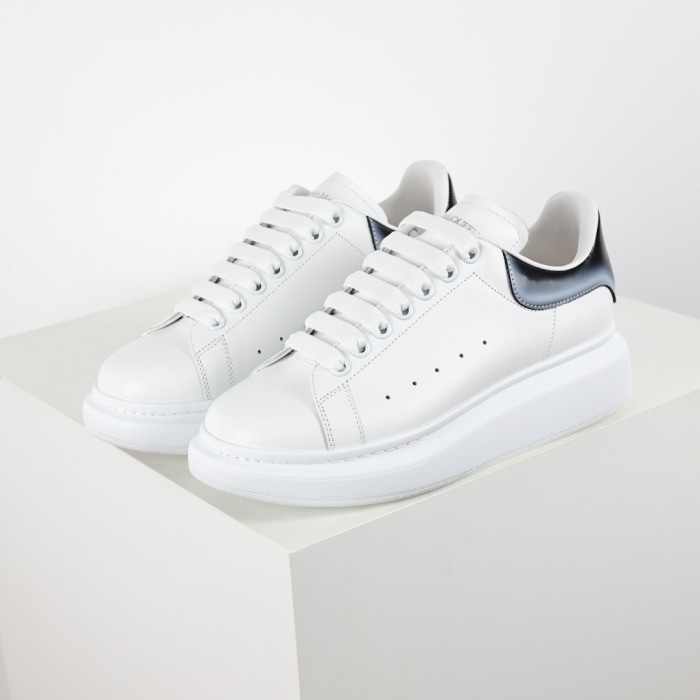 Alexande* McQuee* Oversized Sneaker 'Faded Heel - White Black Silver'