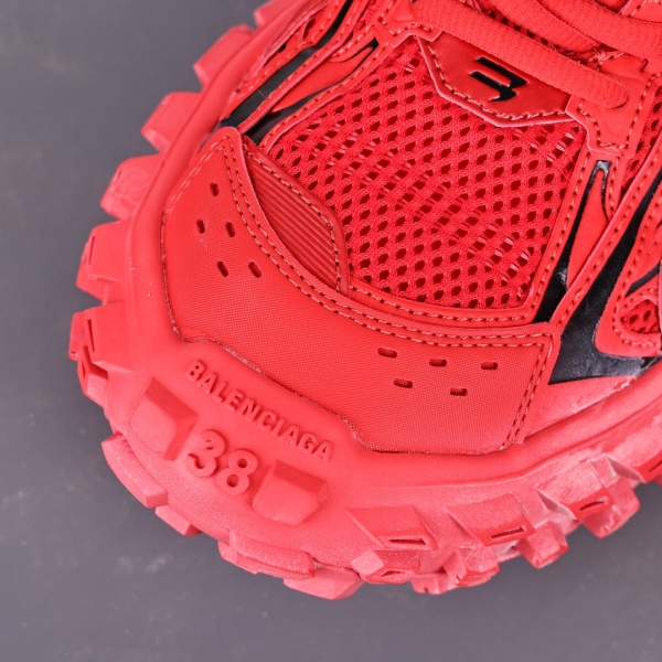 Balenciaga Bouncer Sneakers Red