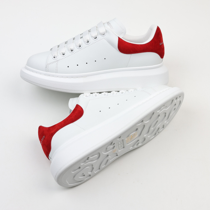 Alexande* McQuee* Oversized Sneaker 'White Lust Red'
