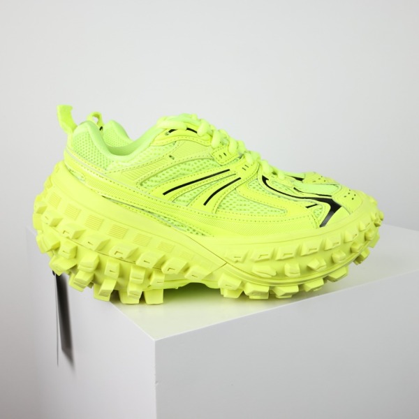 Balenciaga Bouncer Sneaker in Fluo Yellow