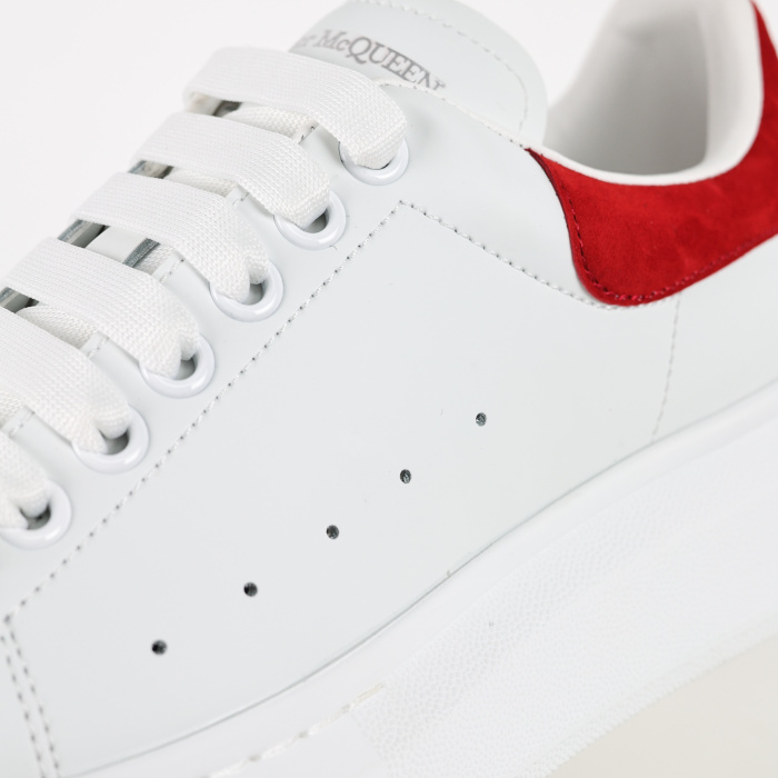 Alexande* McQuee* Oversized Sneaker 'White Lust Red'