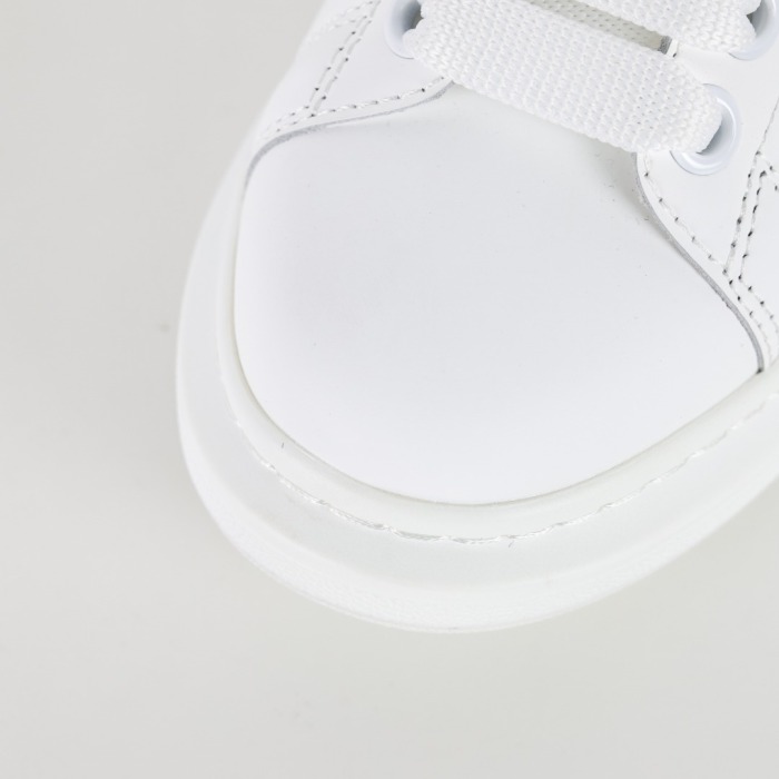 Alexander McQueen Wmns Oversized Sneaker 'Bleach White Silver'
