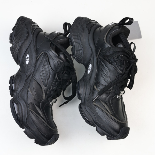 Balenciaga Cargo sneakers in black