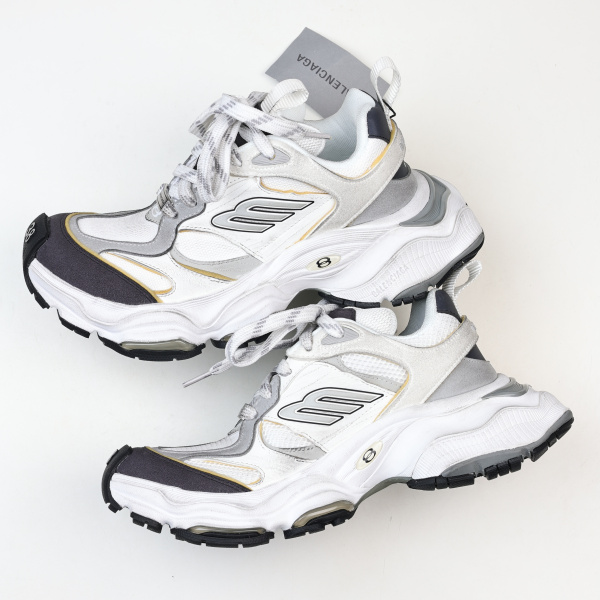 Balenciaga Cargo Sneakers in white and grey