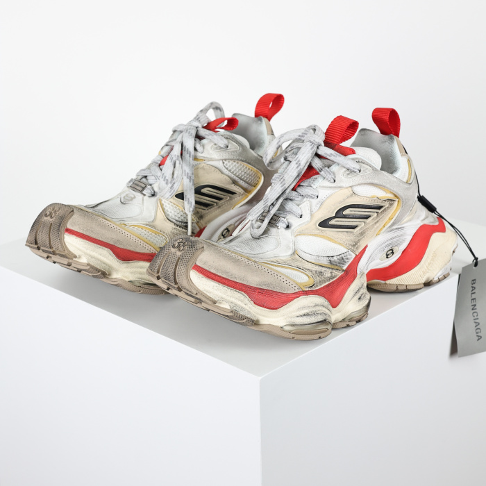 Balenciaga Cargo Worn-Out Beige Red