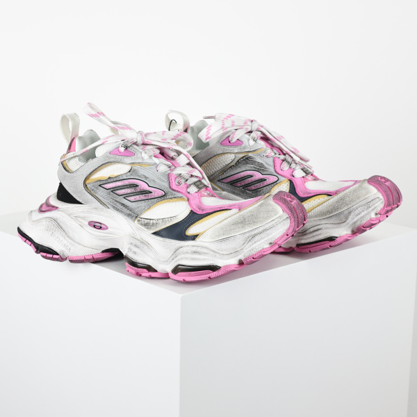 Balenciaga Wmns Cargo Sneaker in Grey Pink