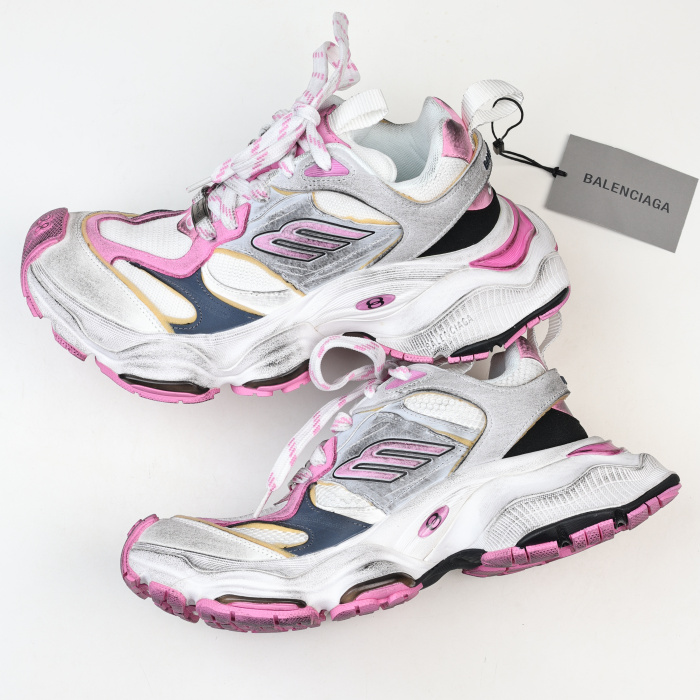 Balenciaga Wmns Cargo Sneaker in Grey Pink