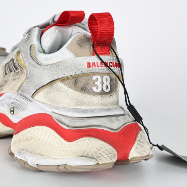 Balenciaga Cargo Worn-Out Beige Red