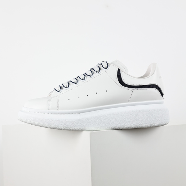 Alexande* McQuee* Oversized White Black Stripe