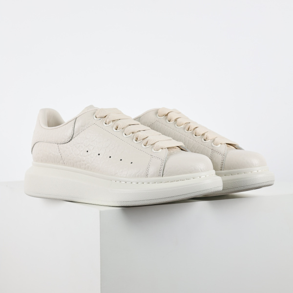 Alexande* McQuee* Lvory Leather Sneakers With Ivory Leather Heel New & Authentic
