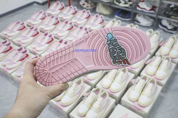 Travis Scott x Air Jordan 1 Low OG “Pink Pack”  Muslin Pink 2026 （A1）