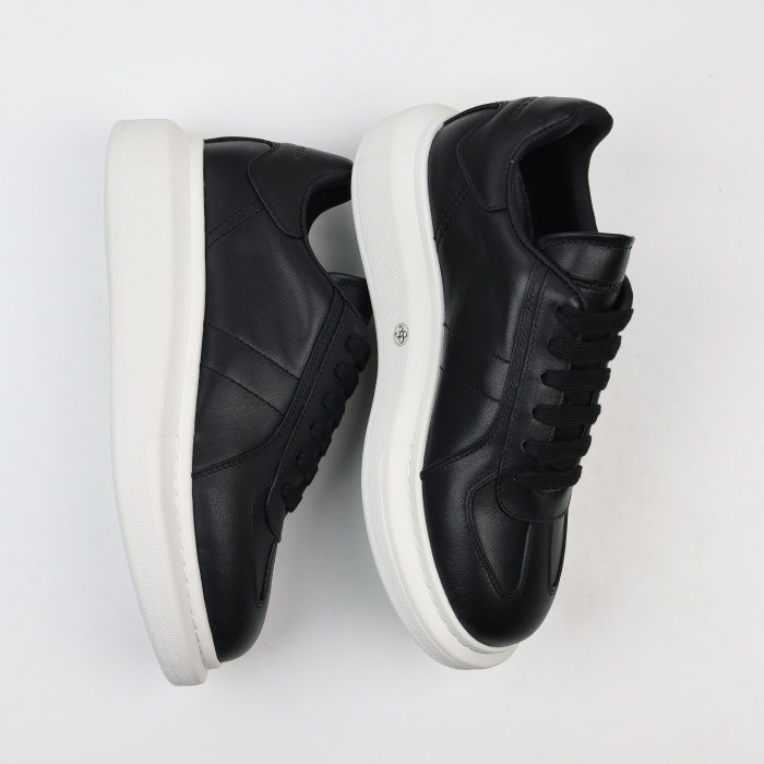 Alexande* McQuee* Oversized Retro Black White