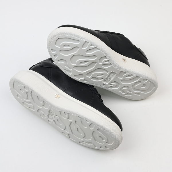 Alexande* McQuee* Oversized Retro Black White