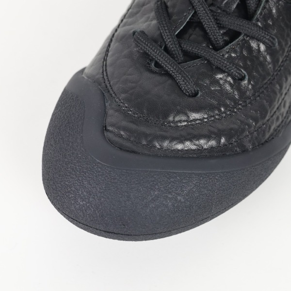 Alexande* McQuee* Wmns Flexion Sneaker Black