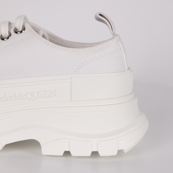 Alexande* McQuee* Wmns Tread Slick Low 'White'