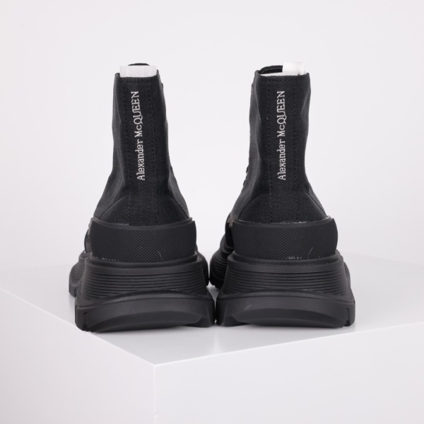 Alexande* McQuee* Wmns Tread Slick Boot 'Black'
