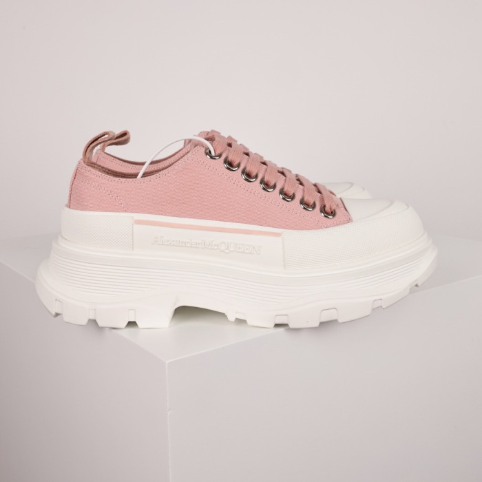 Alexande* McQuee* Wmns Tread Slick Lace Up 'Magnolia'