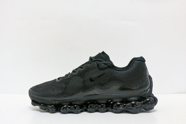 Nike Air Liquid Max Triple Black