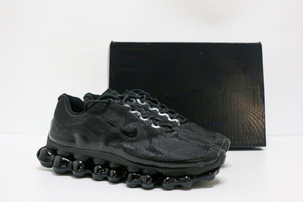 Nike Air Liquid Max Triple Black