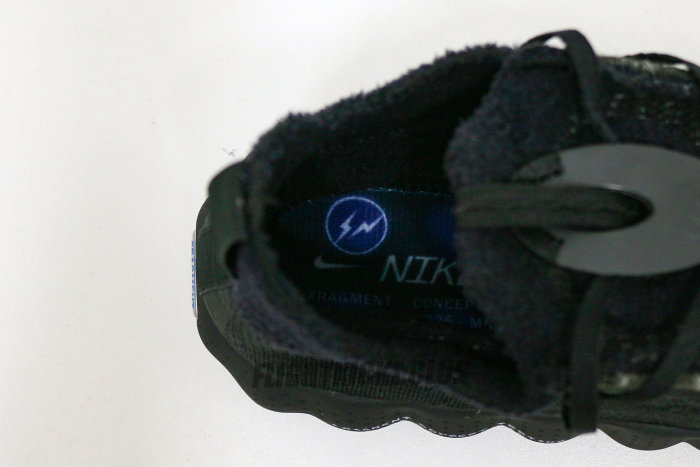 Fragment x Nike Mind 002 Flyknit Black