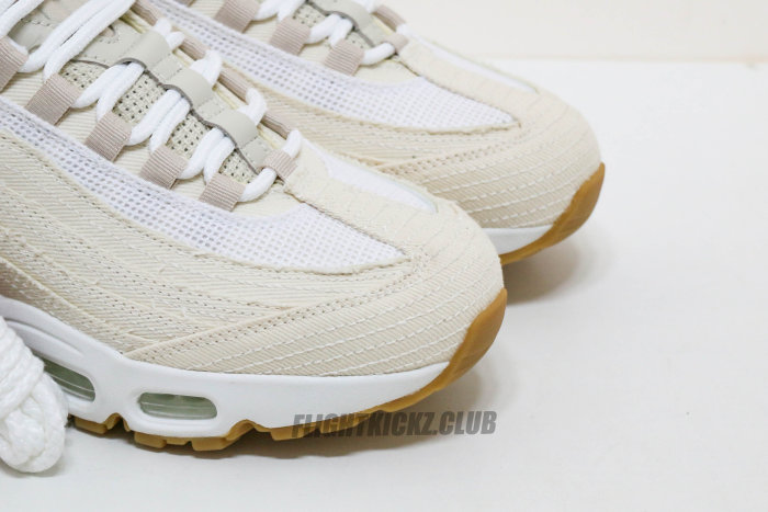Levi's x Nike Air Max 95 OG 'Light Orewood Brown'（A1）