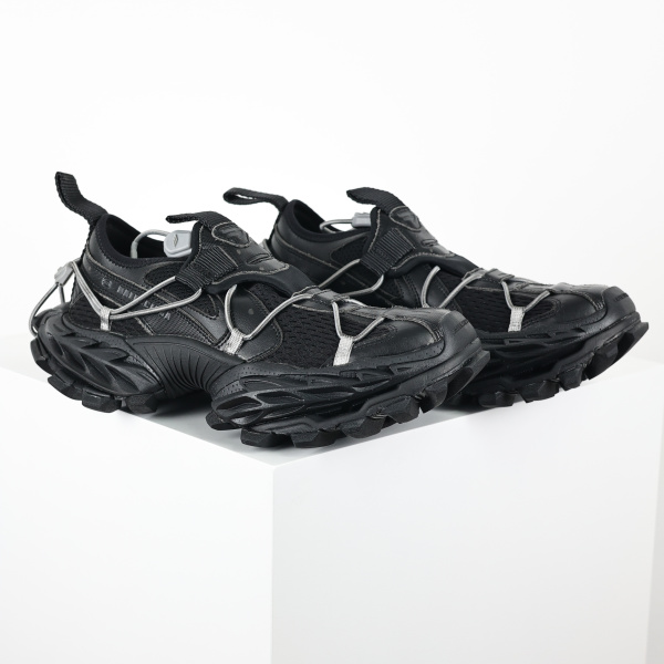 Balenciaga Hike Sneaker in Black