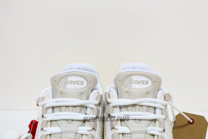 Levi's x Nike Air Max 95 OG 'Light Orewood Brown'（A1）