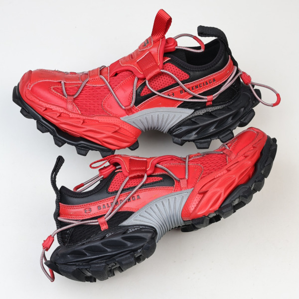 Balenciaga Hike Sneaker in Red/Black
