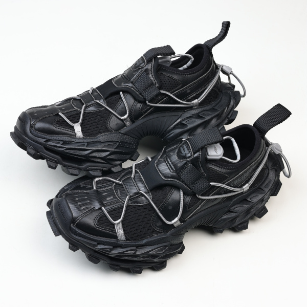 Balenciaga Hike Sneaker in Black