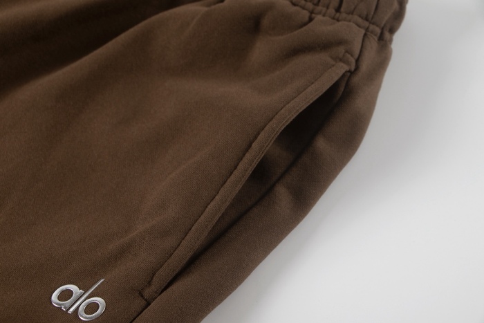 AL0 Accolade Pullover Pants