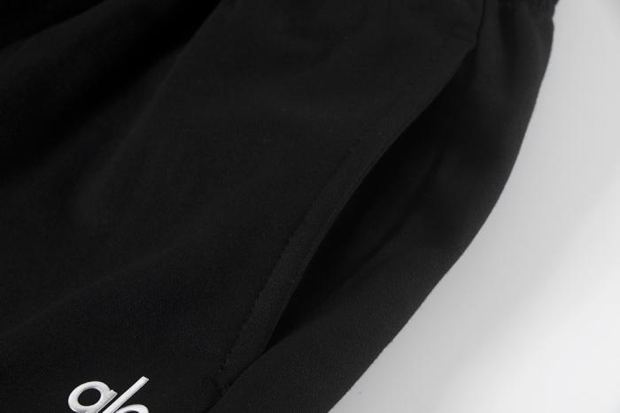 AL0 Accolade Pullover Pants
