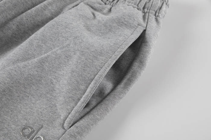 AL0 Accolade Pullover Pants