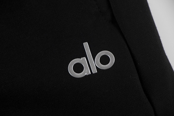 AL0 Accolade Pullover Pants