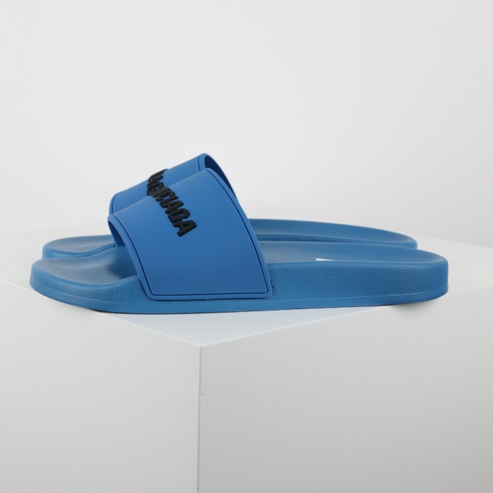 Balenciaga Pool Slide Blue