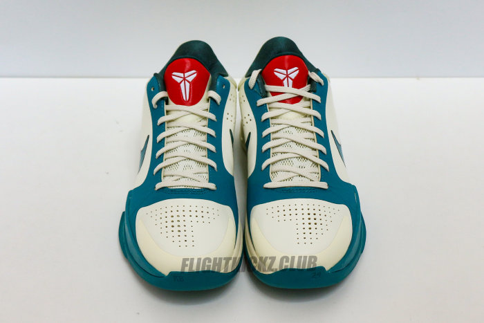 Caitlin Clark x Nike Kobe 5 Protro “Coconut Milk”(A1)