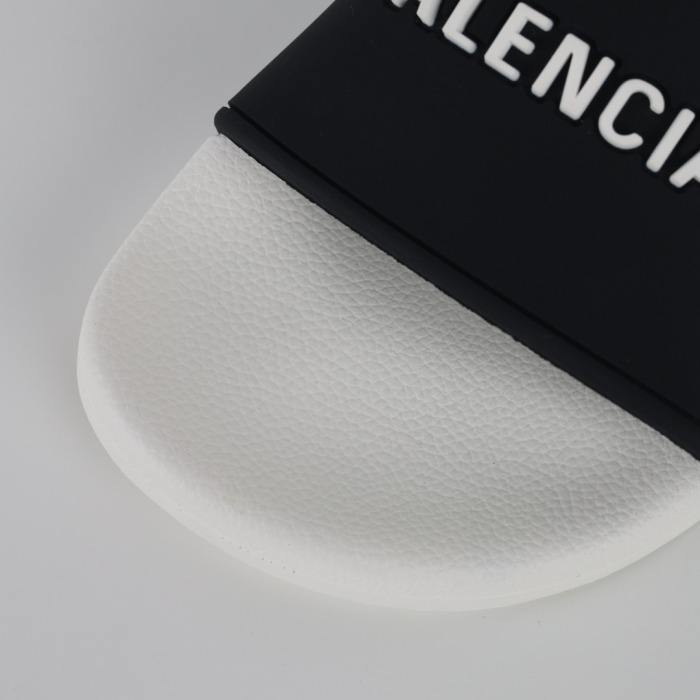 Balenciaga Pool Slides 'White Black'