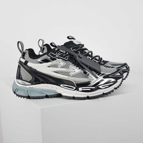 OFF-WHITE Be Right Back Grey Black