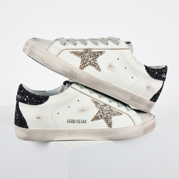 Golden G00se Super-Star With Gold Glitter Star And Black Glitter Heel Tab